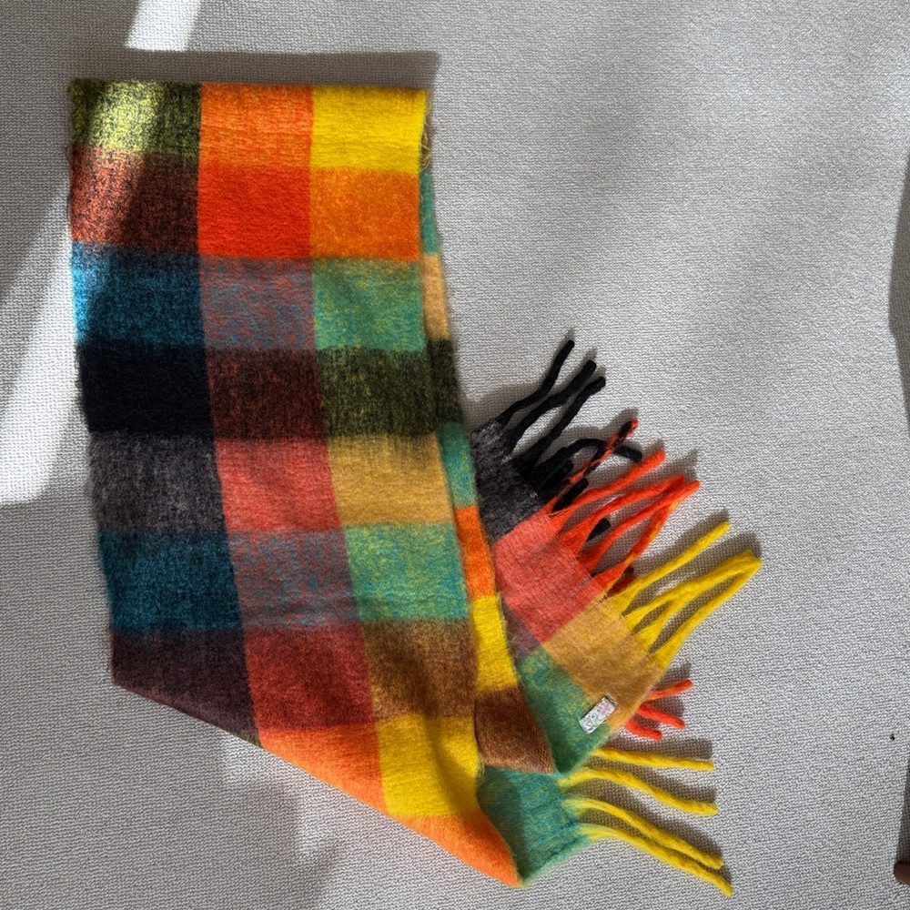 FREE PEOPLE Coming Home Plaid Scarf Multicolor nwot - Picture 3 of 3